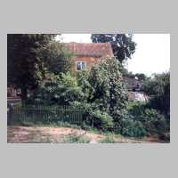 111-1304 Das Haus des Malermeisters Horn in Wehlau auf der Wattlau 1993.jpg